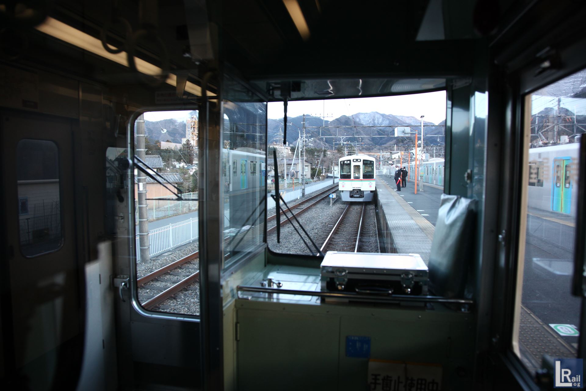 西武線横瀬駅で連結する秩父鉄道直通電車に乗ってみた