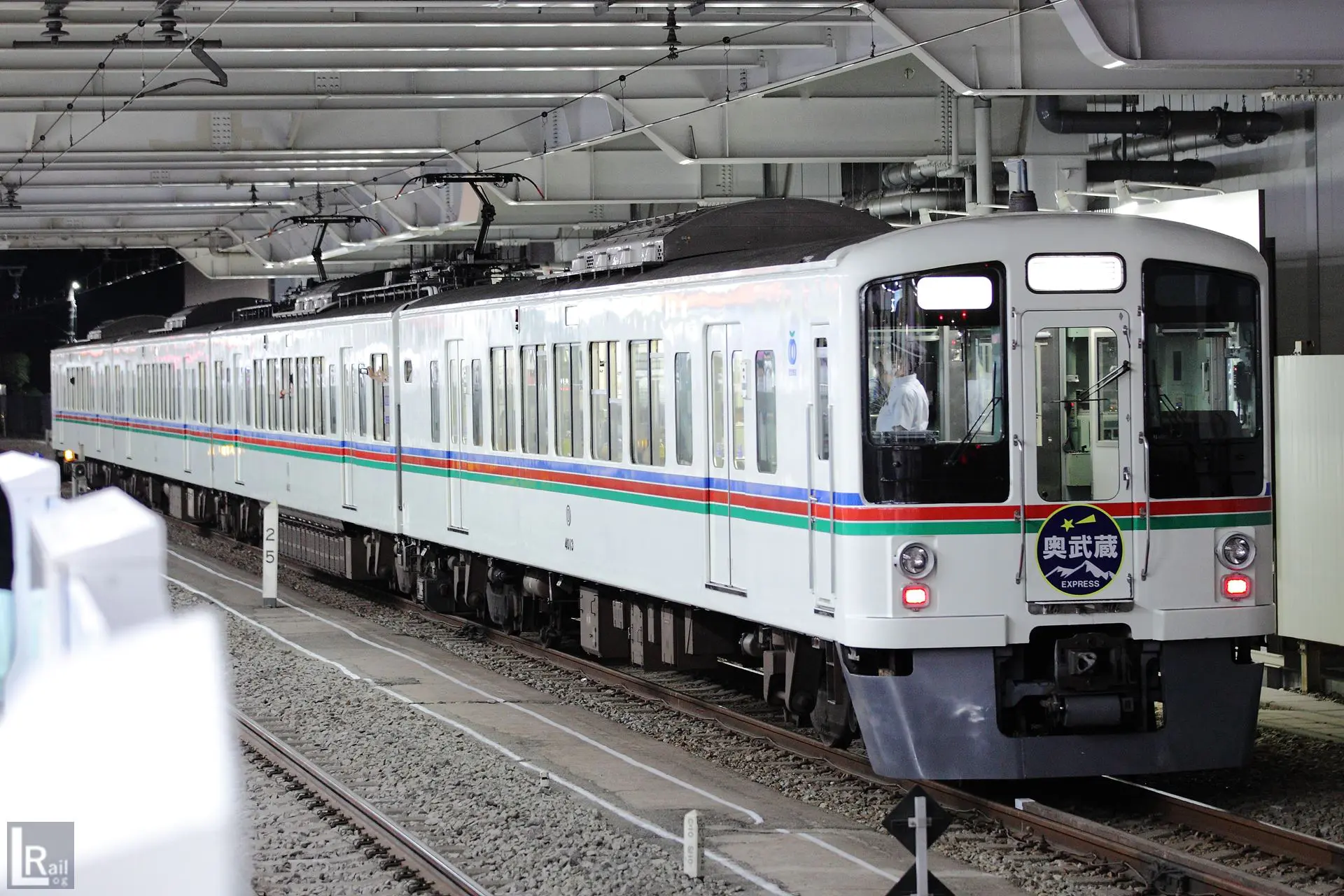 西武4000系のツアー列車 臨時夜行急行「奥武蔵51号」